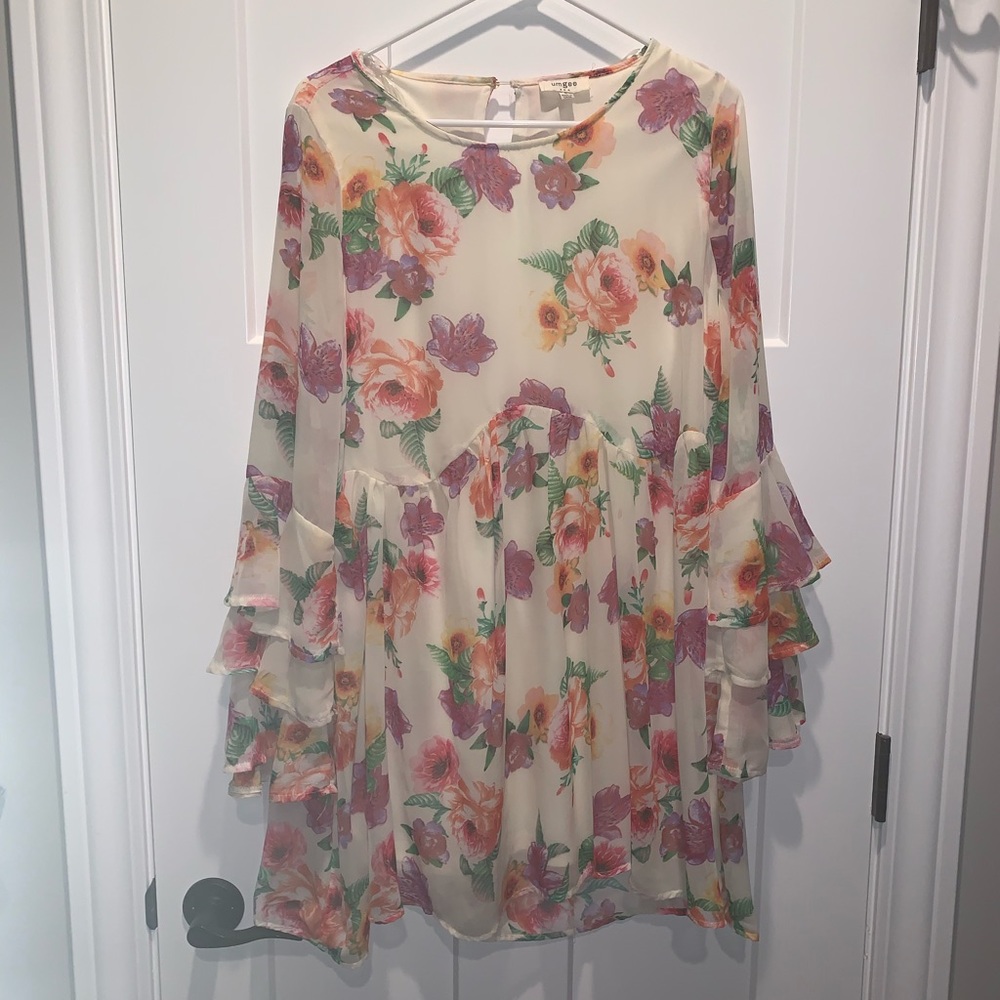 Floral flowy dress
